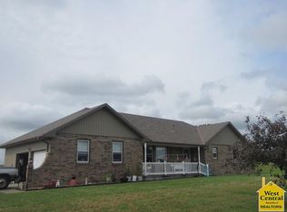 601 SW 100th Rd, Clinton, MO 64735