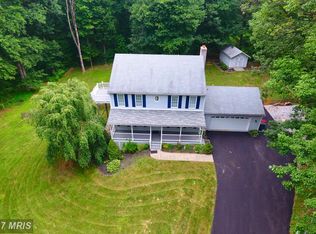 6120 Hidden Hollow Dr, Sykesville, MD 21784