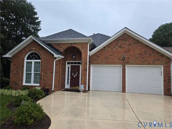 4428 Village Garden Cir, Chester, VA 23831