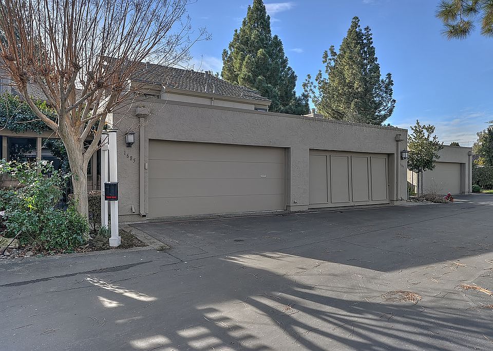 1st image of 1685 Sandyrock Ct