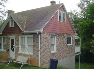 112 Gray Ave, Staunton, VA 24401