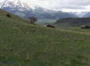 7 Aquila Ln, Emigrant, MT 59027