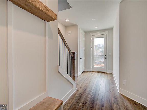 7th image of this home