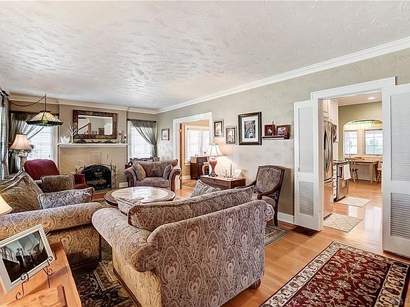 5th image of 138 Greenmount Blvd