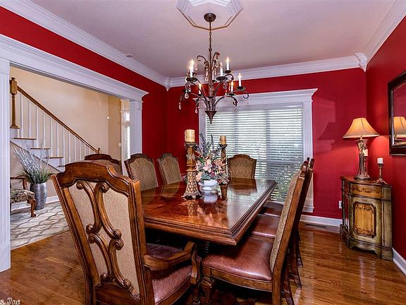 5th image of 2110 Wellington Woods Dr