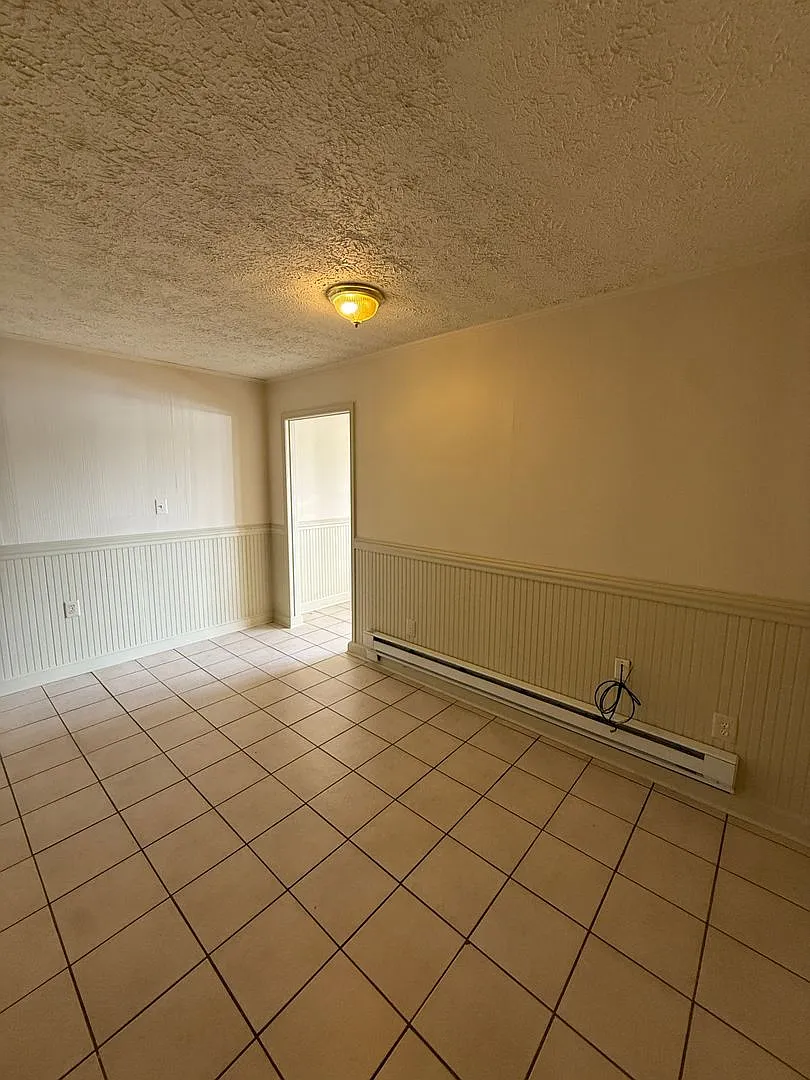 Pylesville Rd Apartments- 1242PR — Photo 4