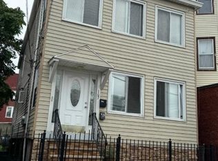 107 10th St, Passaic, NJ 07055