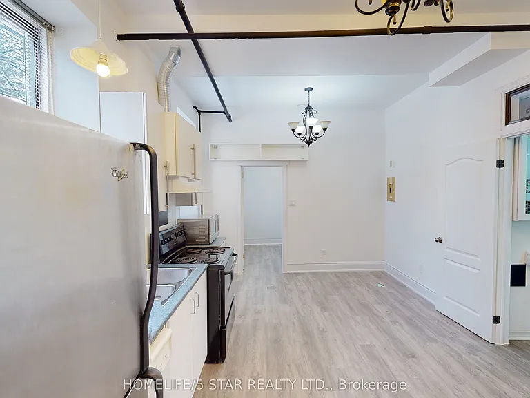 1152 Gerrard St E #201 — Photo 4