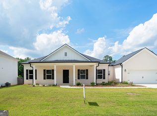 138 Hunts Mill Cir, Griffin, GA 30224