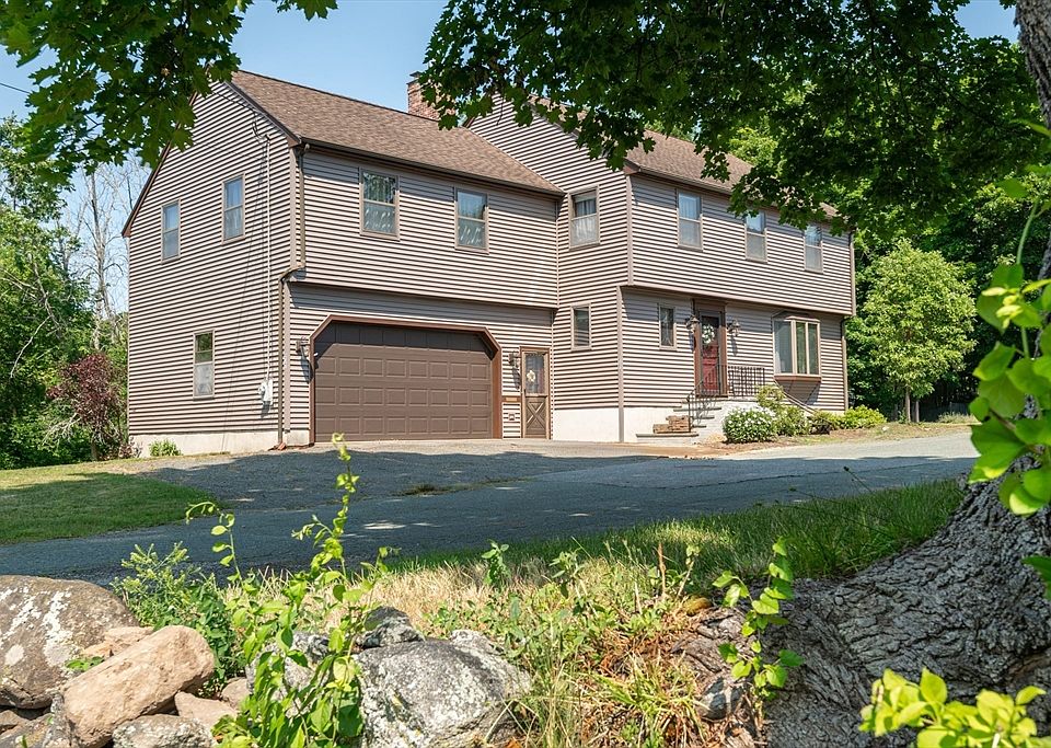 1st image of 217 Maple St