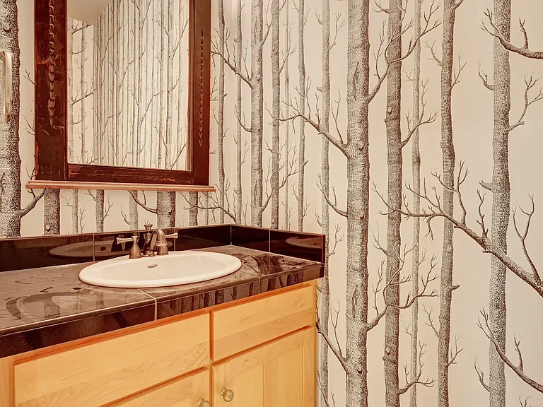 Powder room