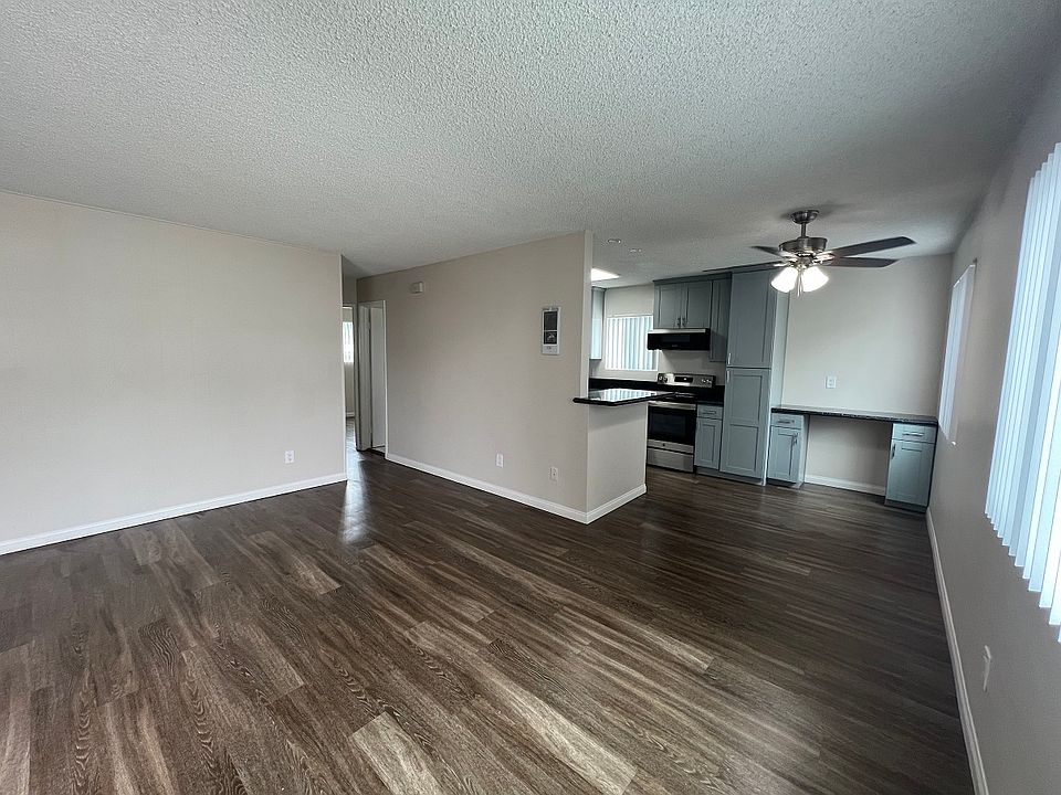Livingroom & dining area