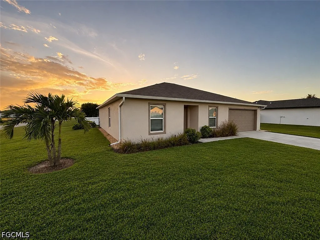 3 bed, 2.0 bath, 1551 sqft, $2,250 — Photo 2
