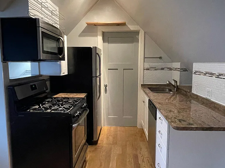 2847 W Dickens Ave #3 — Photo 7