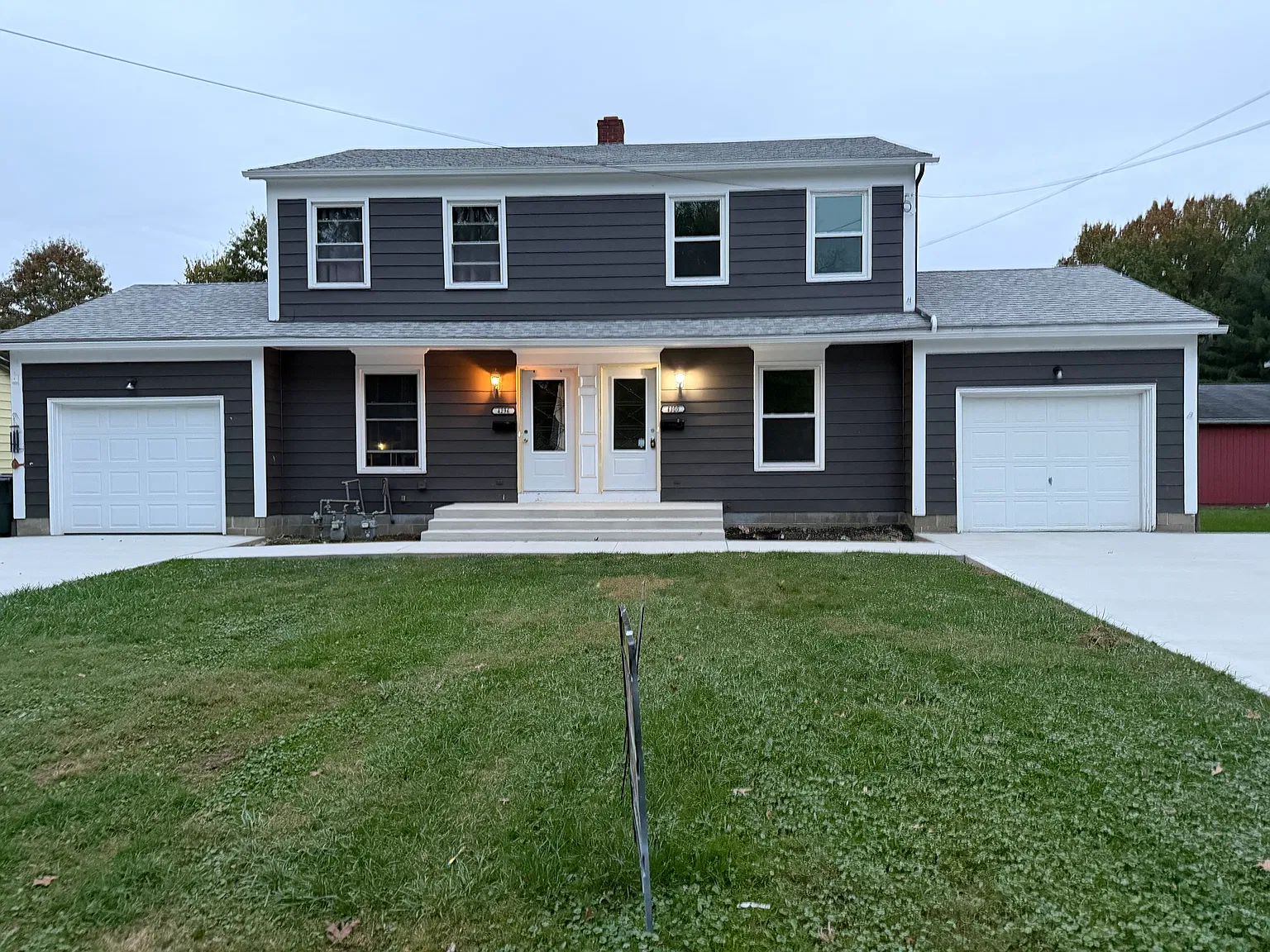 2 bed, 1.5 bath, 1904 sqft, $1,500 — Photo 2