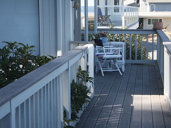 5th image of 3202 Shoreline Dr
