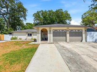 8331 W Pocahontas Ave, Tampa, FL 33615