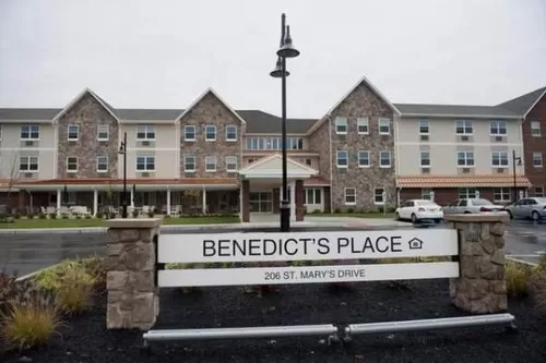 Primary Photo - Benedicts Place
