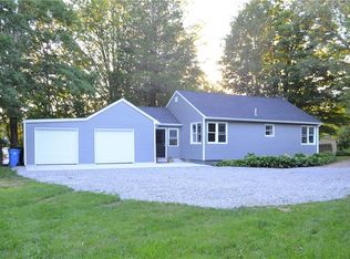 11 Country Hill Rd, Cumberland, RI 02864