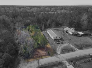 1 Lily St, Hurtsboro, AL 36860