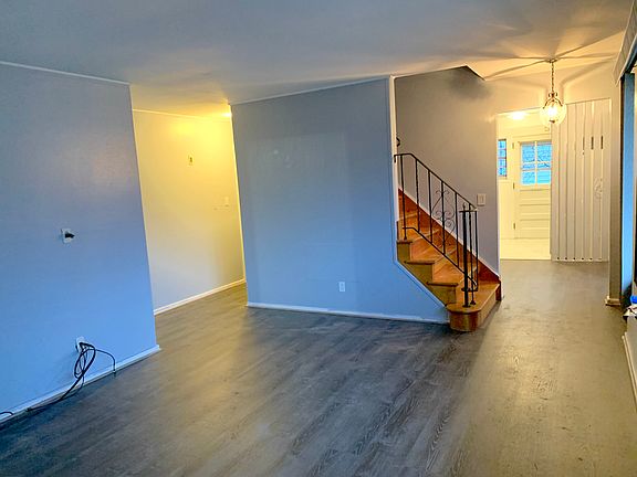 3rd image of 149 Dartmouth Dr