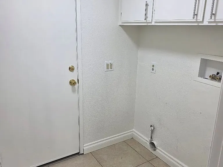 45104 Putting Green Ct — Photo 10