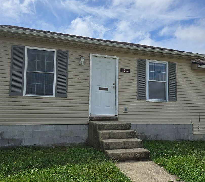 1st image of 303 Clearwater Way