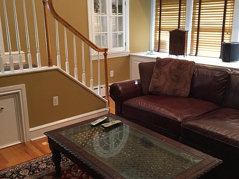 1356 Arbordale Rd — Photo 9