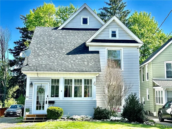 36 Charles St, Ilion, NY 13357