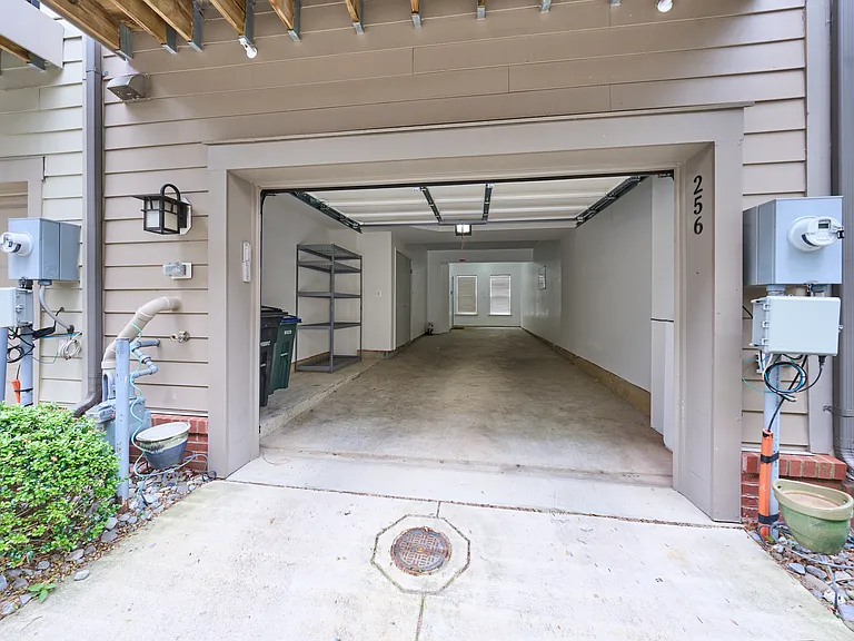 256 Bluemont Branch Ter SE — Photo 85