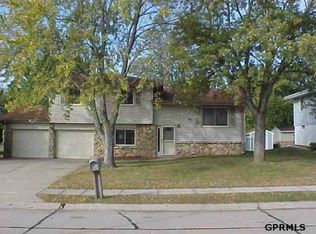 8312 S 49th Ave, Omaha, NE 68157