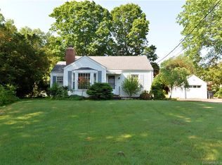 228 Oronoque Rd, Milford, CT 06461