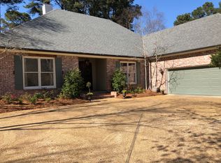 620 Eastwyck Dr, Ridgeland, MS 39157