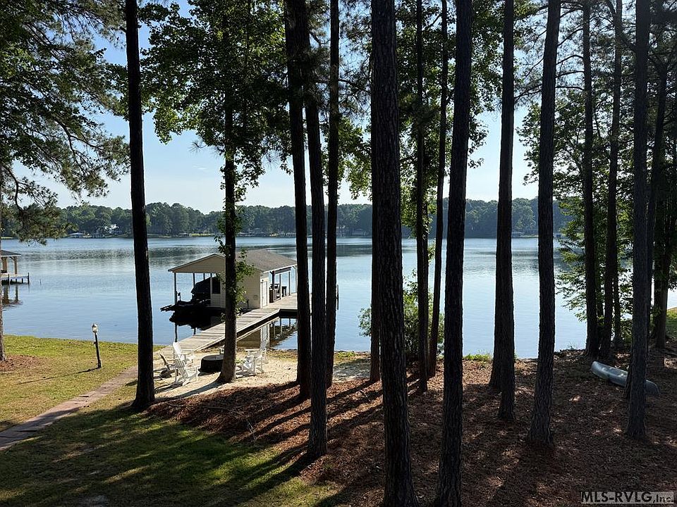 1st image of 220 Watermans Dr