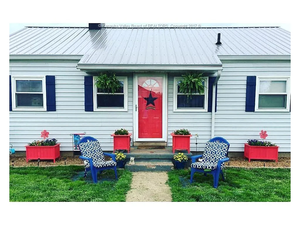 301 Washington Ave photo 1