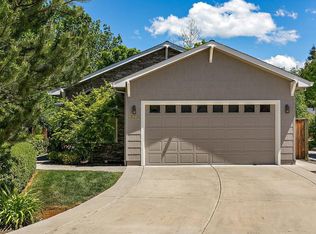 2559 Waters Edge Way, Medford, OR 97504