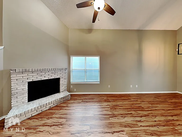 11021 Traci Lynn Dr — Photo 2