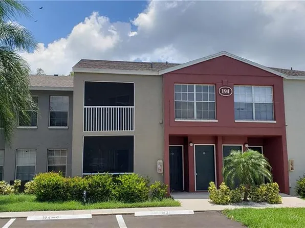 194 Santa Clara Dr, Naples, FL