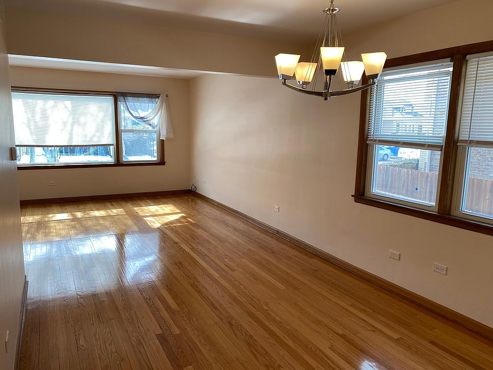1st image of 5812 W Gunnison St #1