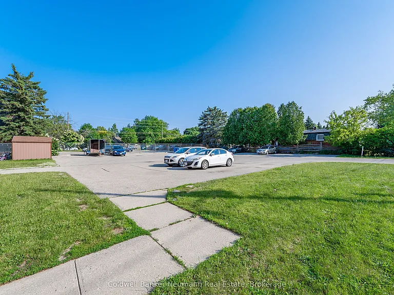 10 Glenbrook Dr — Photo 25