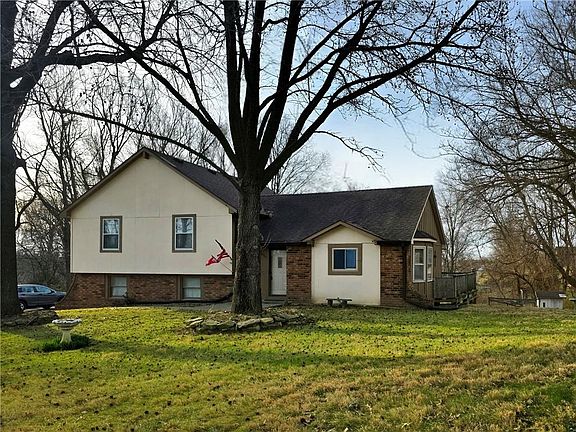 4th image of 1818 Hilltop Dr