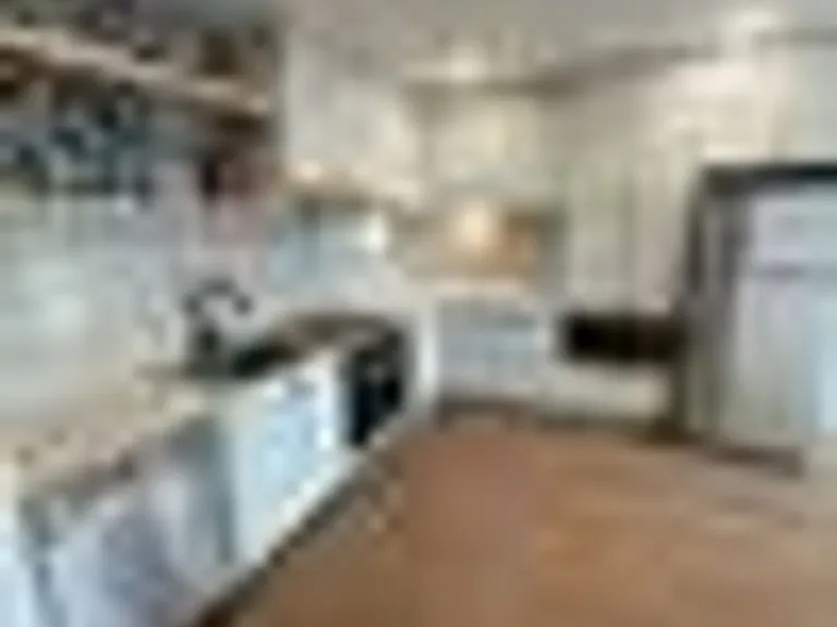 5560 NE 42nd Ave — Photo 27