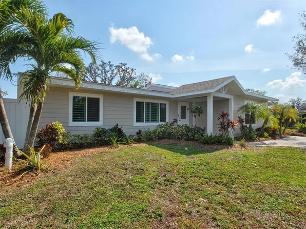 939 Cronley Pl, Sarasota, FL 34237