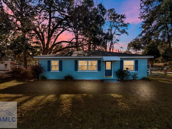 622 W 1st St, Midway, GA 31320