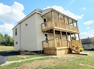 232 Cherry Ave, Houston, PA