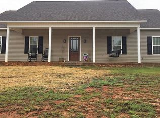 199 Pine Grove Rd, Fulton, MS 38843