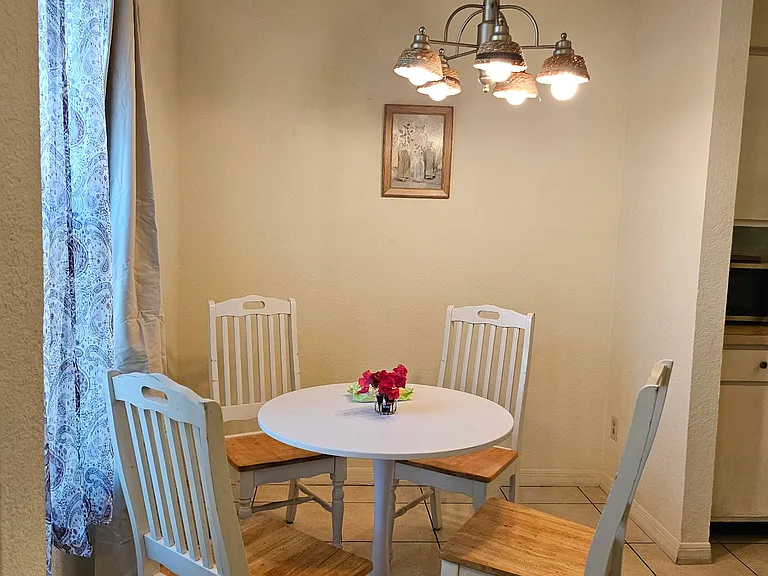 4202 Brigadoon Cir — Photo 2