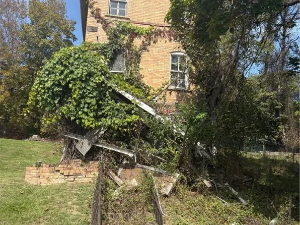 310 2nd St, Marianna, PA 15345