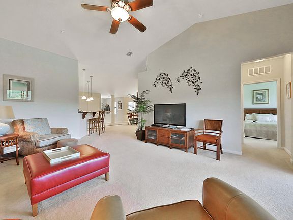 4th image of 73 Fawn Gully Ln #D