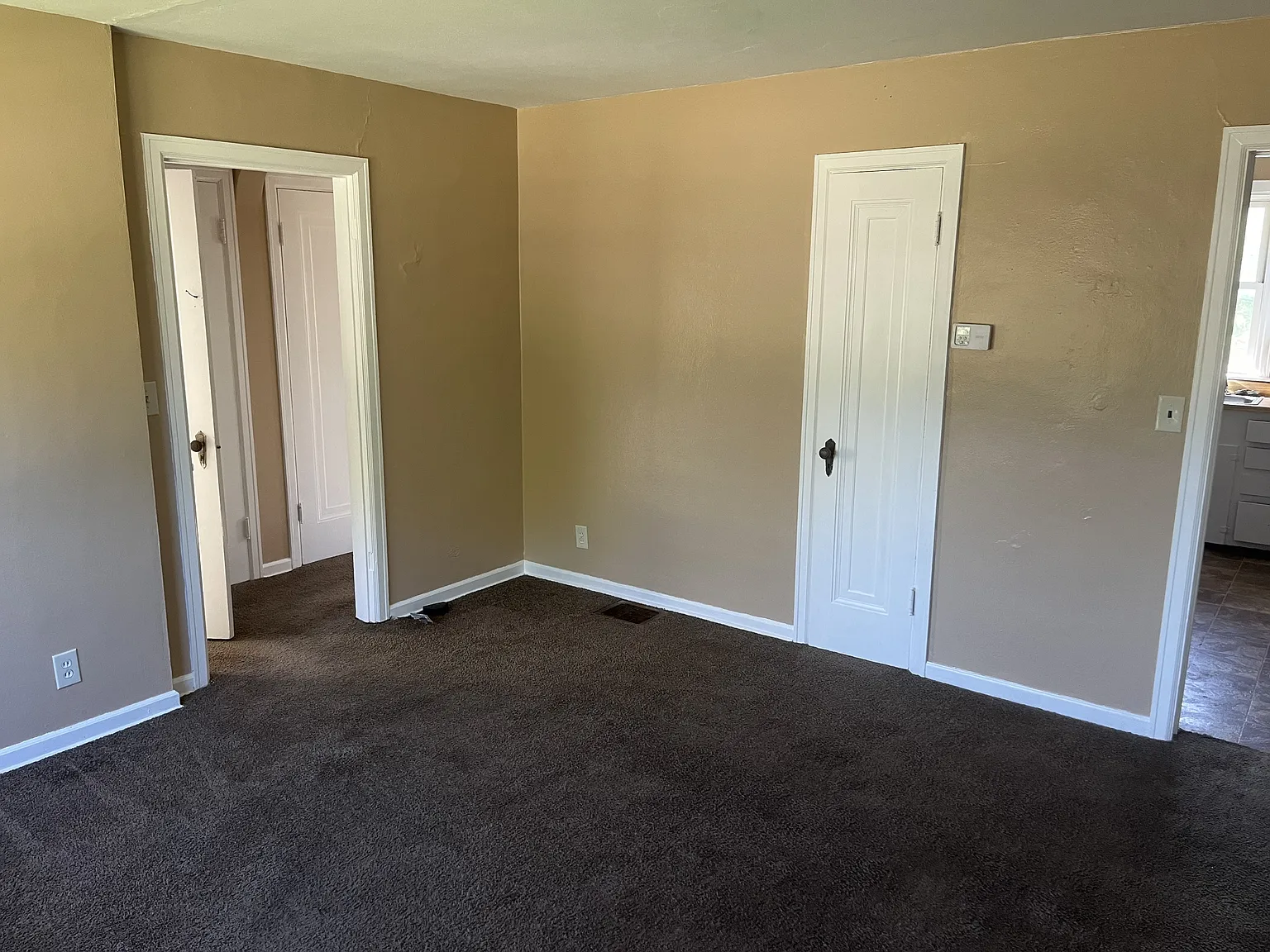 1801 East High Street - D — Photo 2